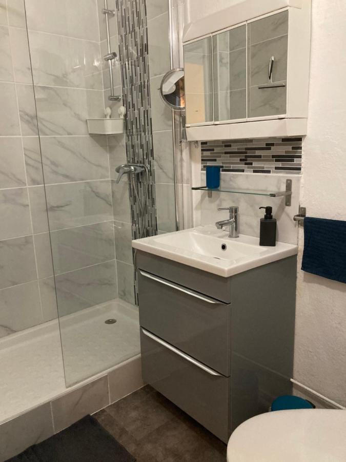 Grand T2 43m2 Plages Du Mourillon Apartment
